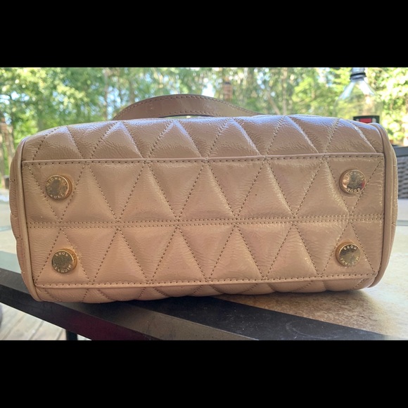 Authentic Michael Kors Handbag - Picture 3 of 4